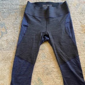 Outdoor Voices ladies M Crop 2 Toned leggings